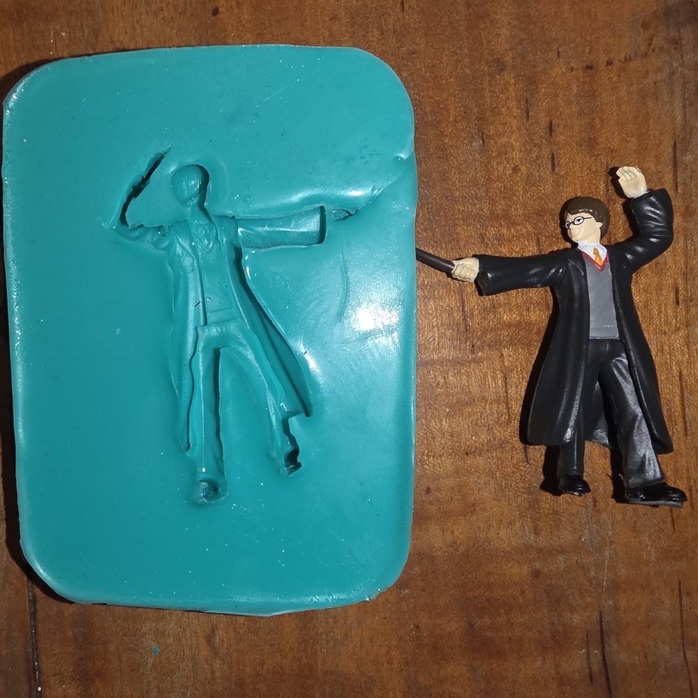 Harry Potter Baking Mold For Cake, Candy, Chocolate, Fondant